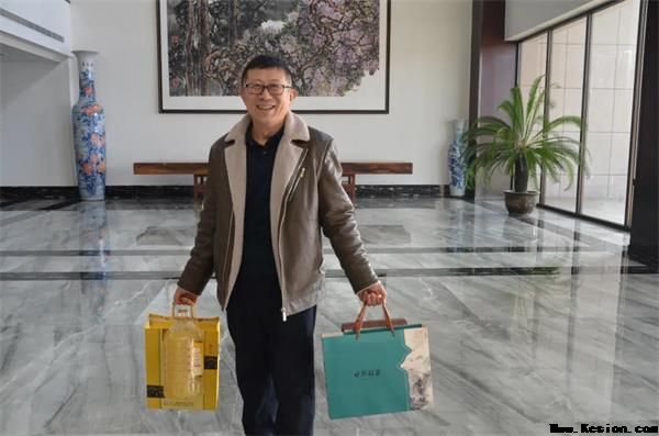 一滕集團開展慰問職工親屬活動