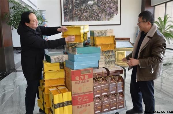 一滕集團開展慰問職工親屬活動