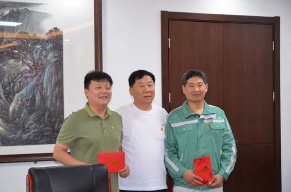 一滕集團黨委召開慶祝***共產黨成立102周年會議
