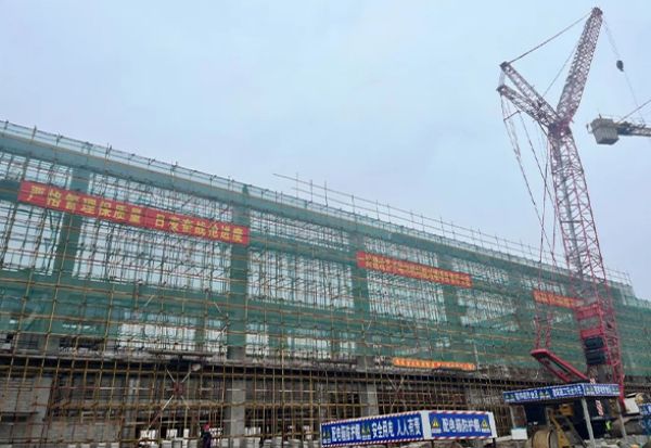 【重磅喜訊】一滕建設集團齊齊哈爾機場項目***吊儀式圓滿成功