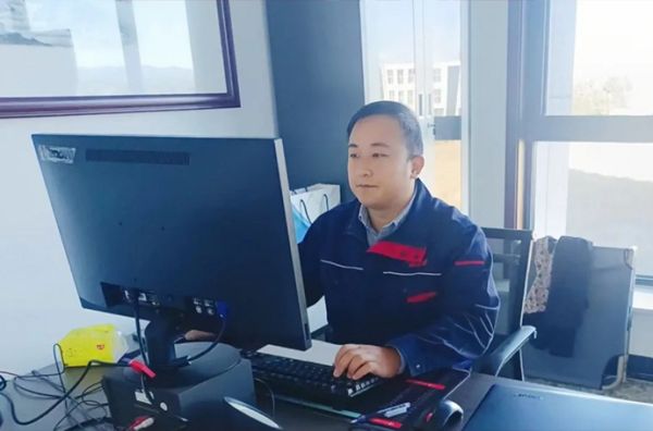 集團成立25周年征文| 一滕建設集團信息部：侯第森