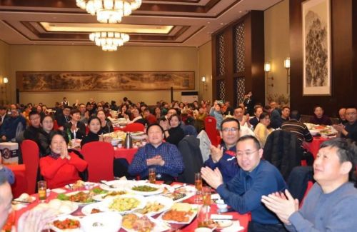 山東一滕置業有限公司2024年年會在泰安一滕松峪酒店圓滿舉辦