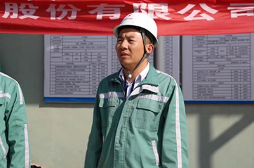 開工大吉丨一滕新材料召開2024年度“開工***課”暨全員改善創新活動啟動儀式