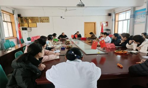 東平一滕醫藥有限公司召開“三八”婦女節座談會