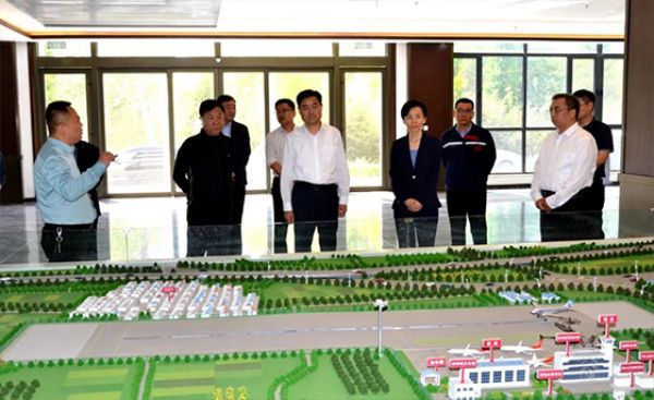 省住房城鄉建設廳黨組書記任海濤到一滕集團調研指導工作
