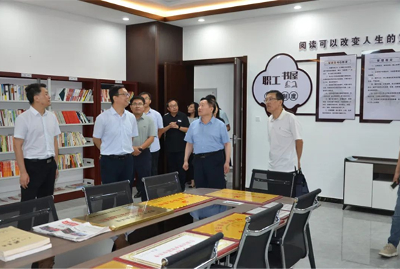 山東省人社廳到一滕建設集團開展建筑行業人力資源隊伍建設專題調研