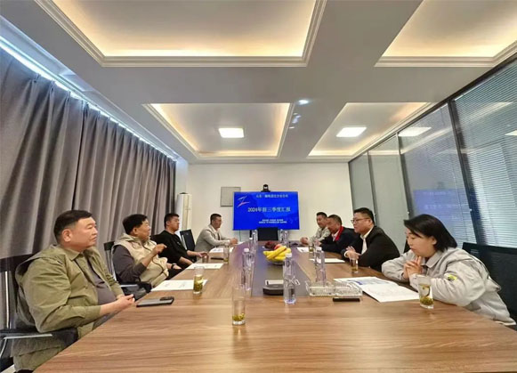 一滕集團滕鴻儒董事長國慶期間走訪調研一線市場看望慰問北方分公司員工