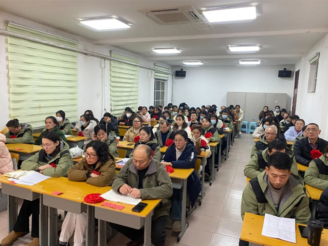 寧陽一滕醫藥公司召開2024年度總結會