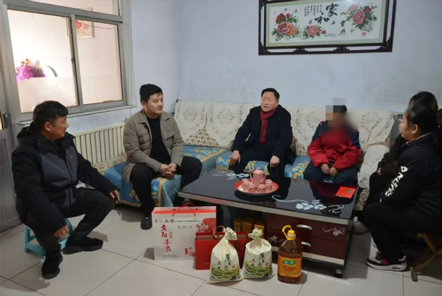 一滕集團開展節日走訪慰問活動