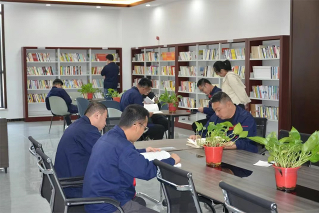 一滕集團世界讀書日活動：以書為伴，共促成長