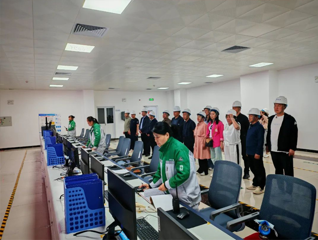 哈密市工商聯考察團到一滕集團參觀考察